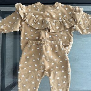 Quincy Mae sweat set